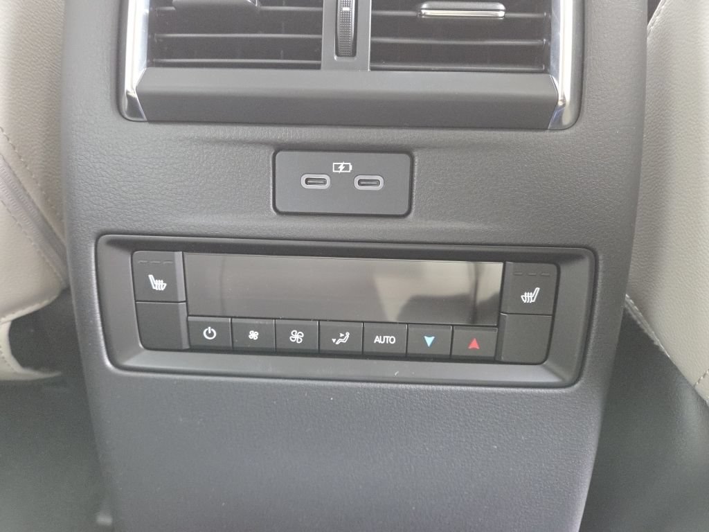 New 2026 MAZDA CX-70 SC AWD/4WD image 9