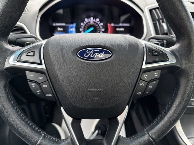 Used 2017 Ford Edge SEL w/ Equipment Group 201A AWD/4WD image 9