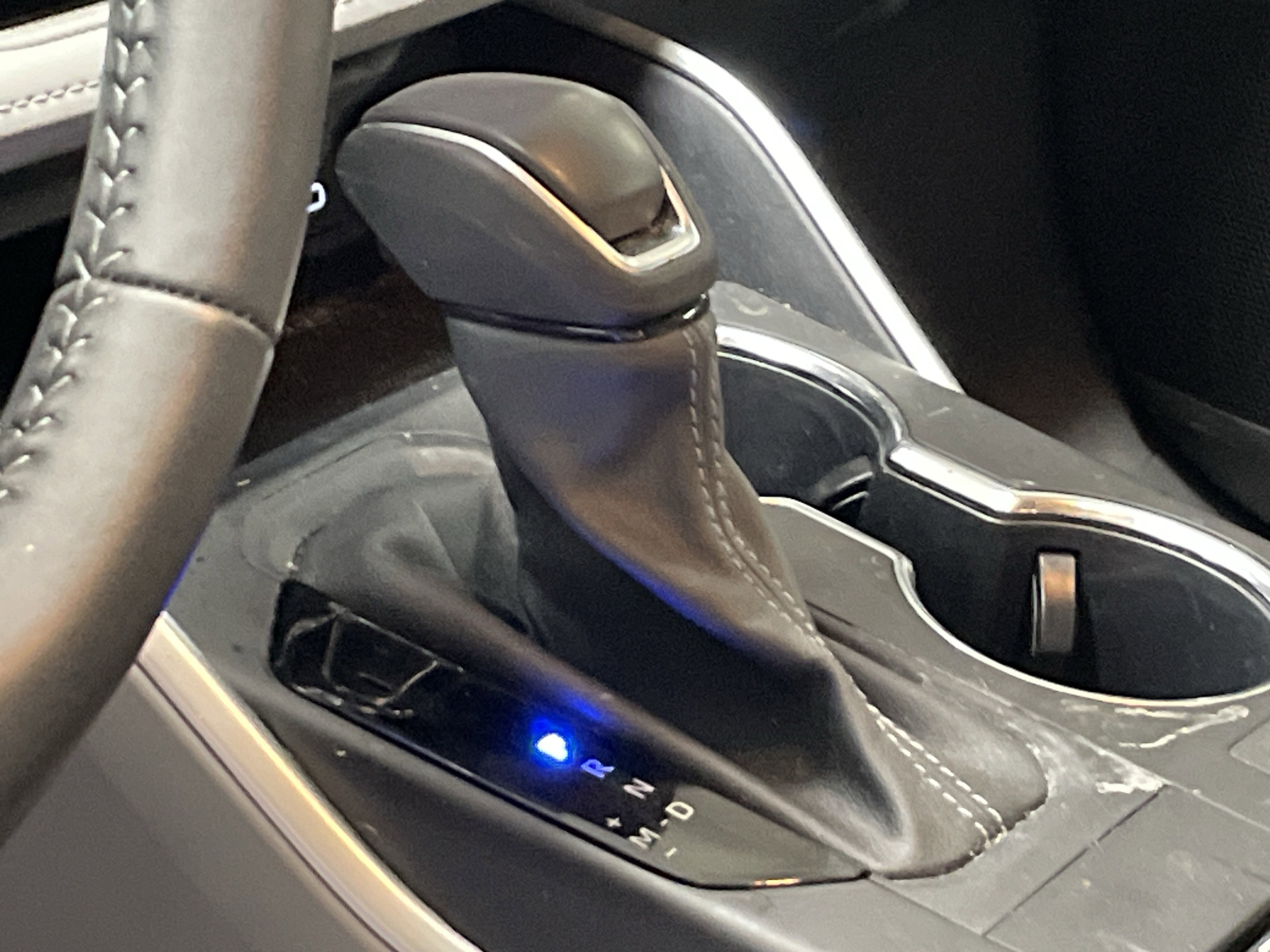 Used 2024 Toyota Highlander XLE FWD image 11