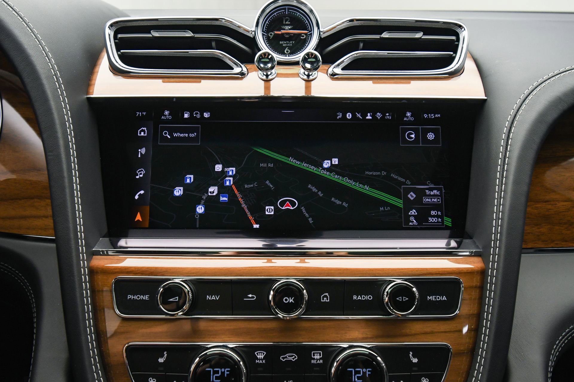 New 2025 Bentley Bentayga image 37