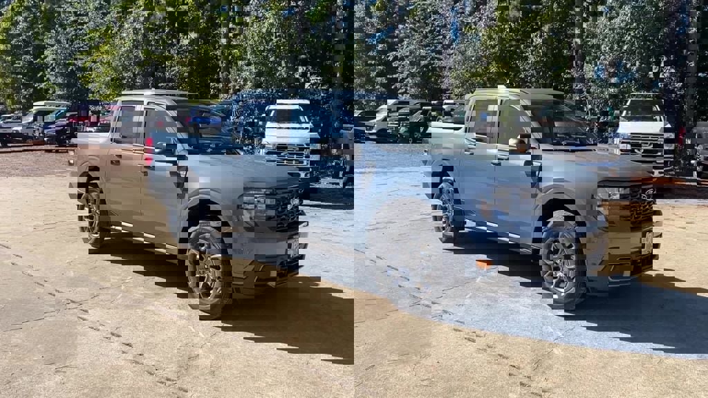 New 2025 Ford Maverick XLT w/ Equipment Group 302A image 8