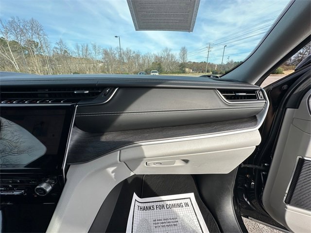 Used 2021 Jeep Grand Cherokee L Overland w/ Luxury Tech Group IV image 16