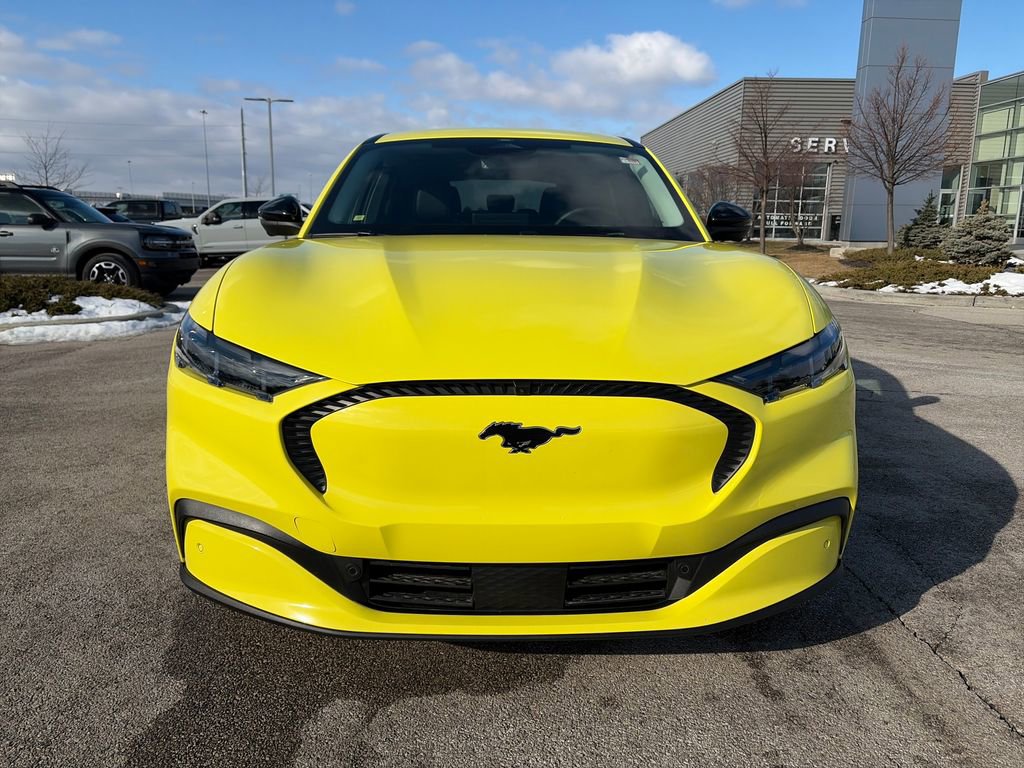 Used 2025 Ford Mustang Mach-E Select w/ Comfort Package Lite image 2