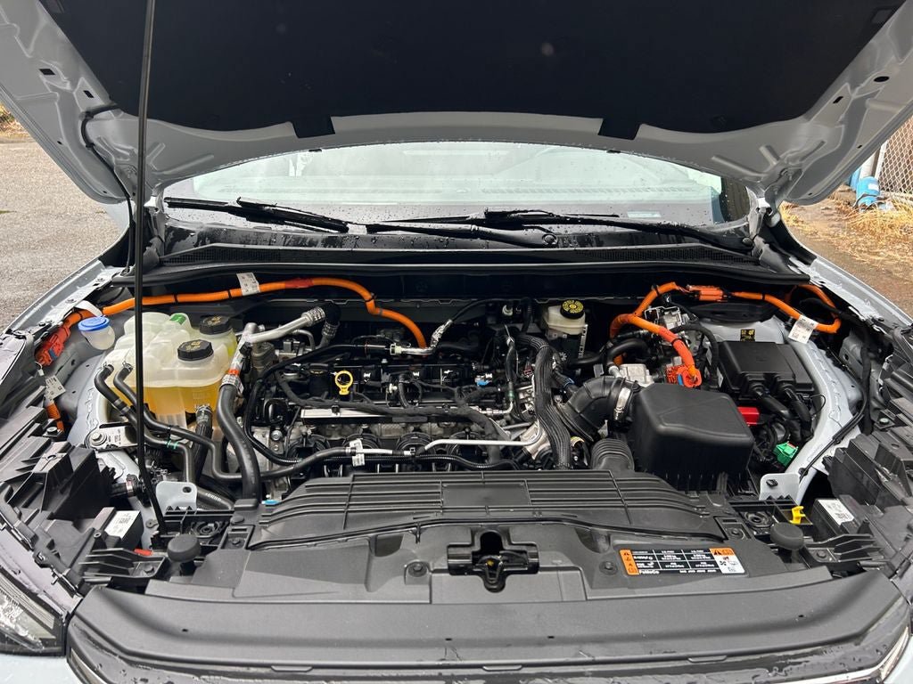 Used 2025 Ford Escape SE FWD image 29