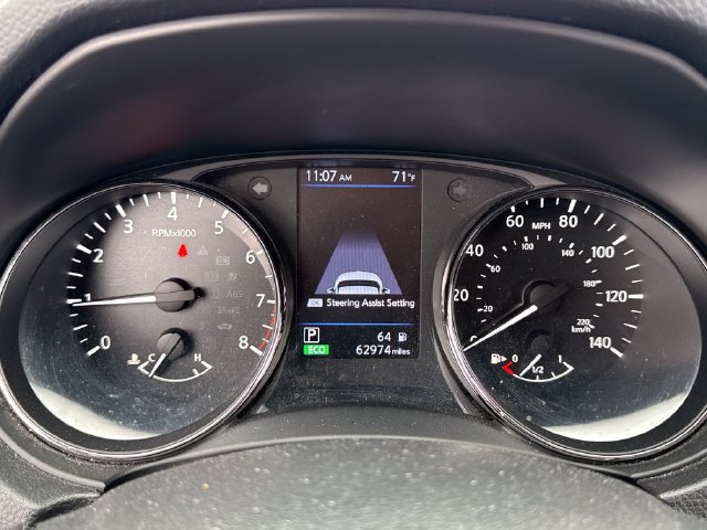Used 2020 Nissan Rogue SV w/ Premium Package FWD image 25