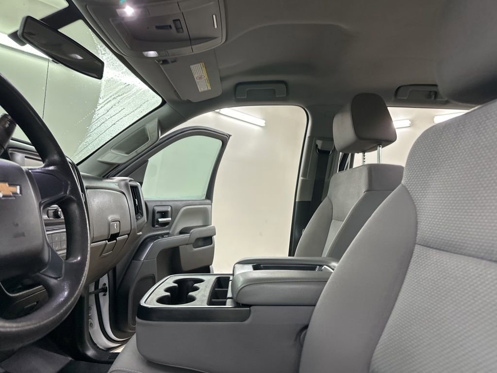 Used 2019 Chevrolet Silverado 2500 W/T w/ Snow Plow Prep Package image 31