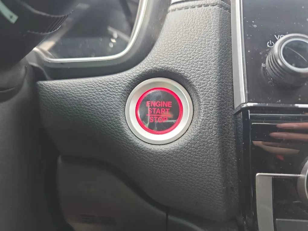 Used 2021 Honda CR-V Touring image 40