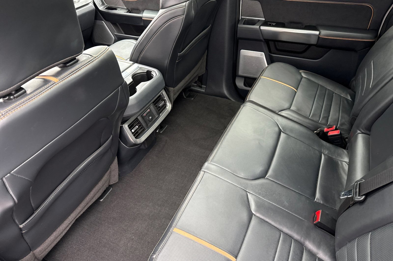 Used 2023 Ford F350 Platinum AWD/4WD image 12