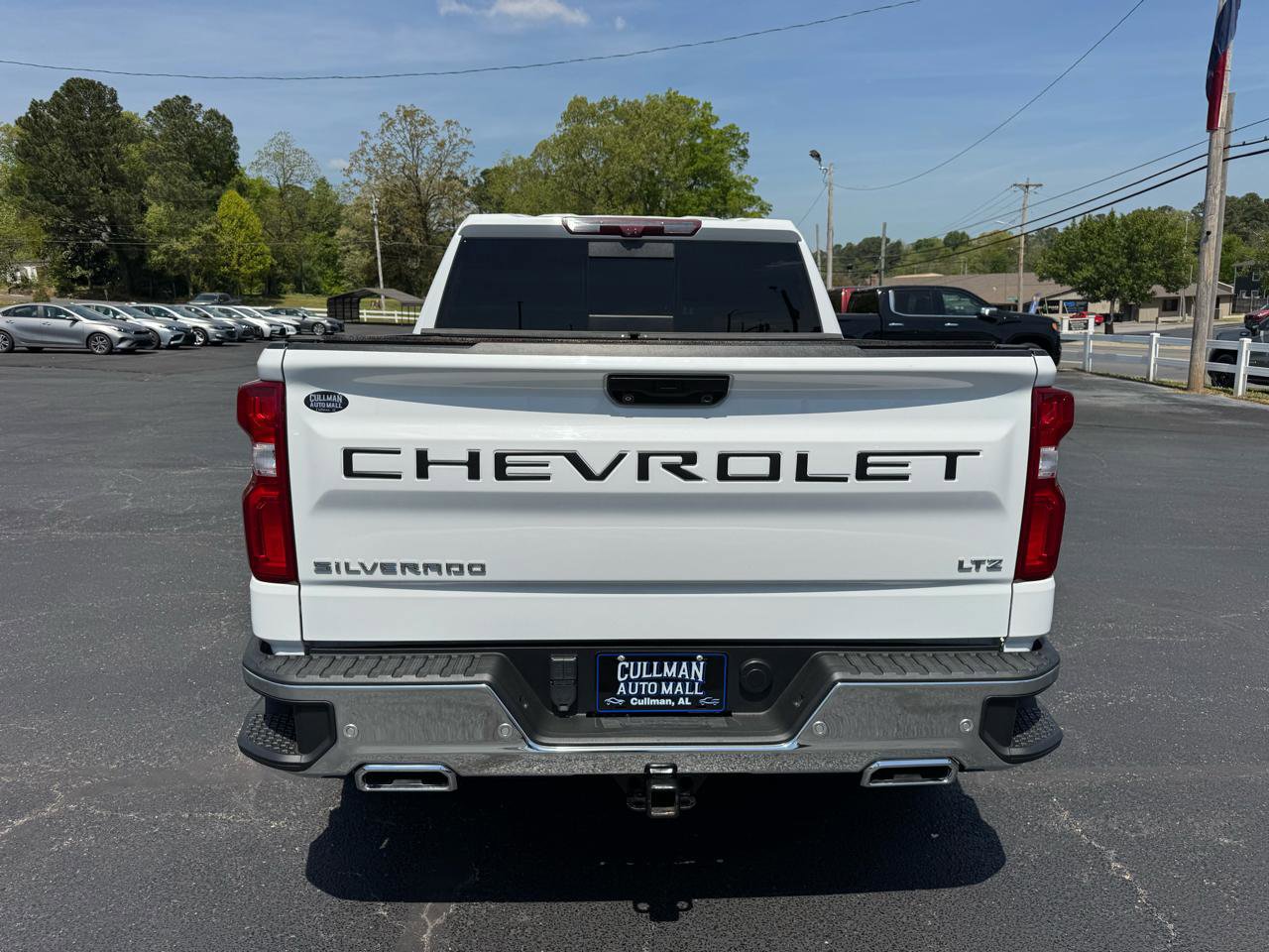 Used 2022 Chevrolet Silverado 1500 LTZ w/ Technology Package AWD/4WD image 7