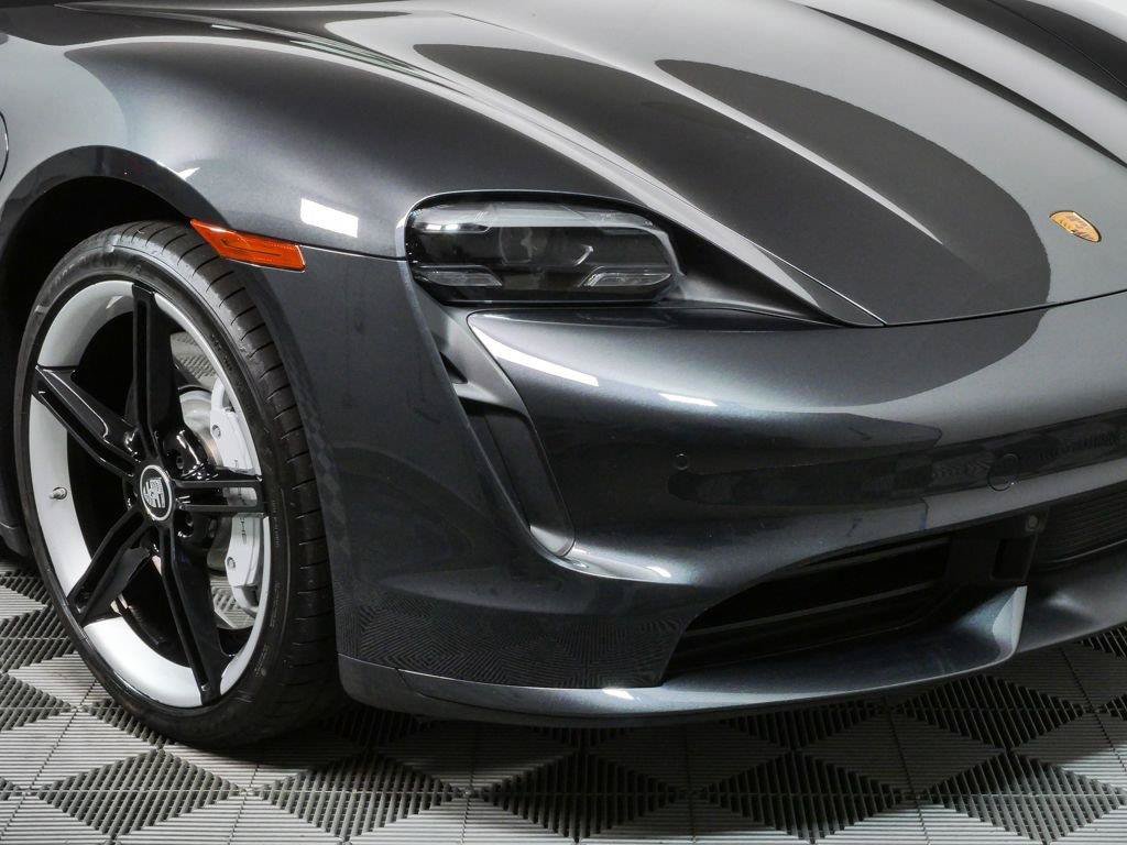 Used 2024 Porsche Taycan Turbo AWD/4WD image 39