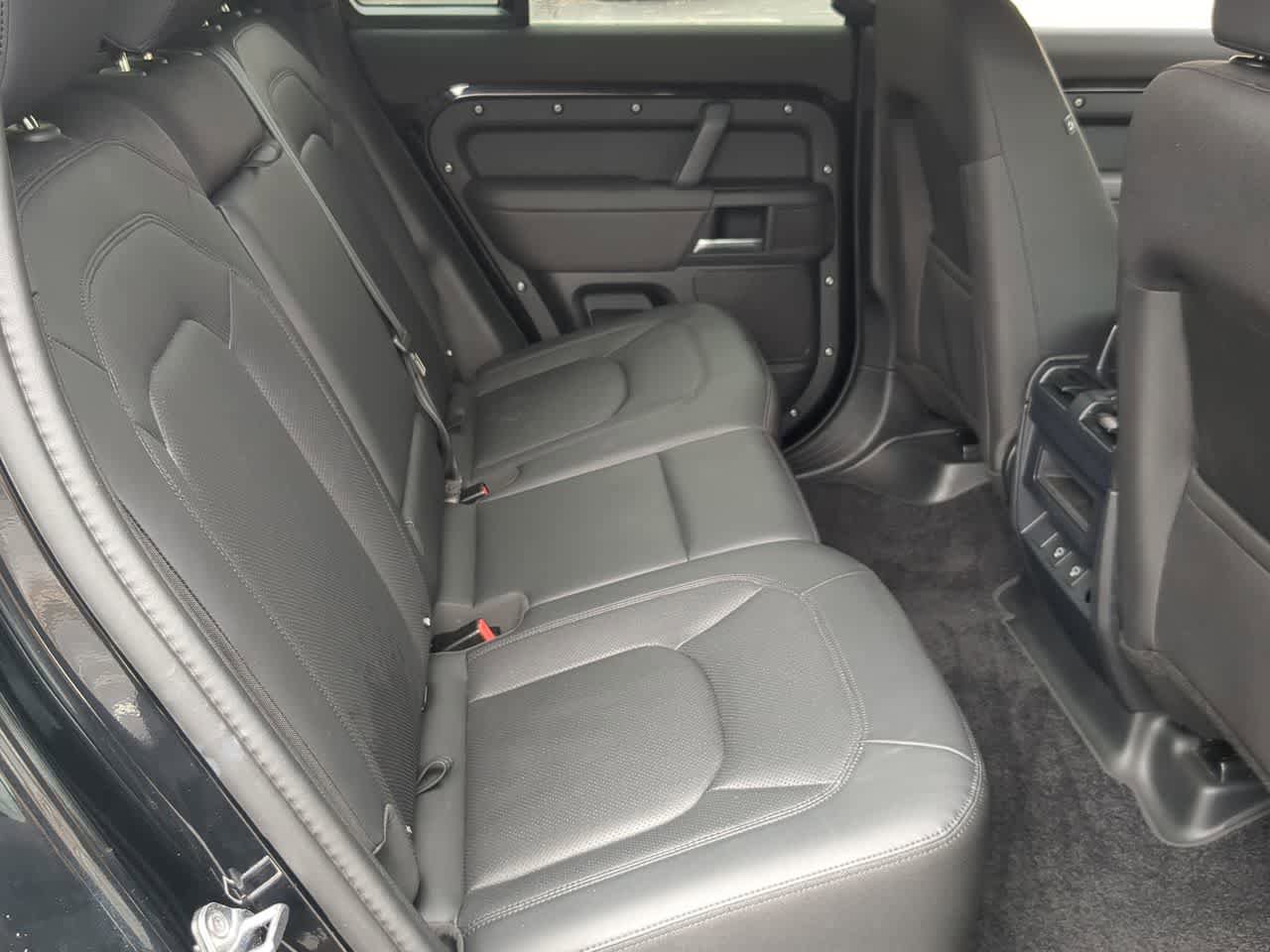 Used 2025 Land Rover Defender 110 S AWD/4WD image 21