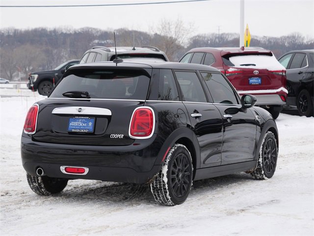 Used 2020 MINI Cooper 4-Door Hardtop w/ Premium Package image 7