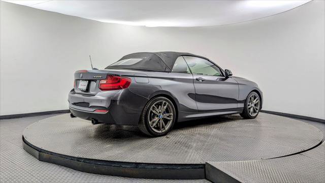 Used 2015 BMW M235i Convertible w/ Premium Package image 28