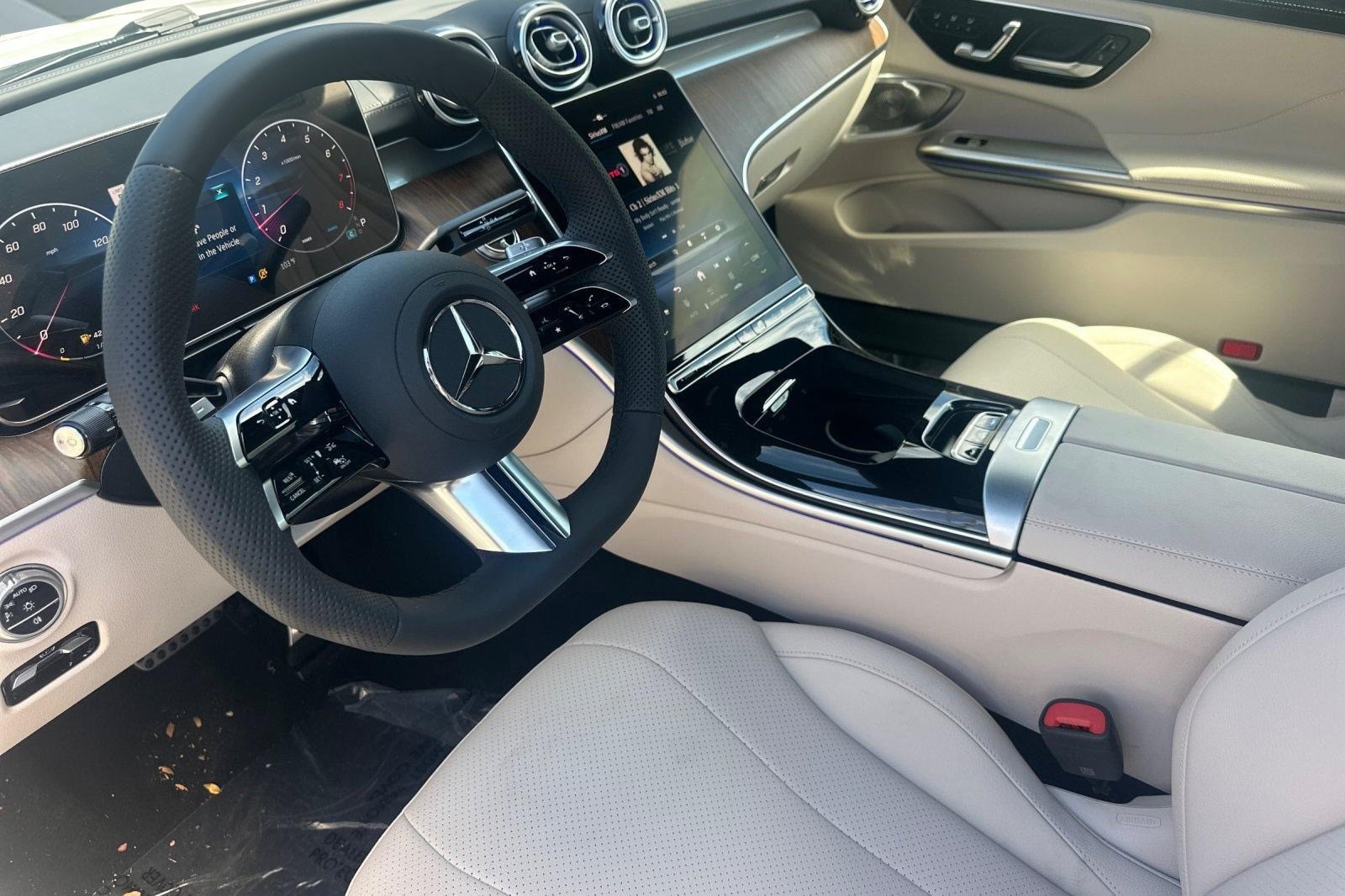 New 2027 Mercedes-Benz CLE 300 4MATIC Cabriolet image 4