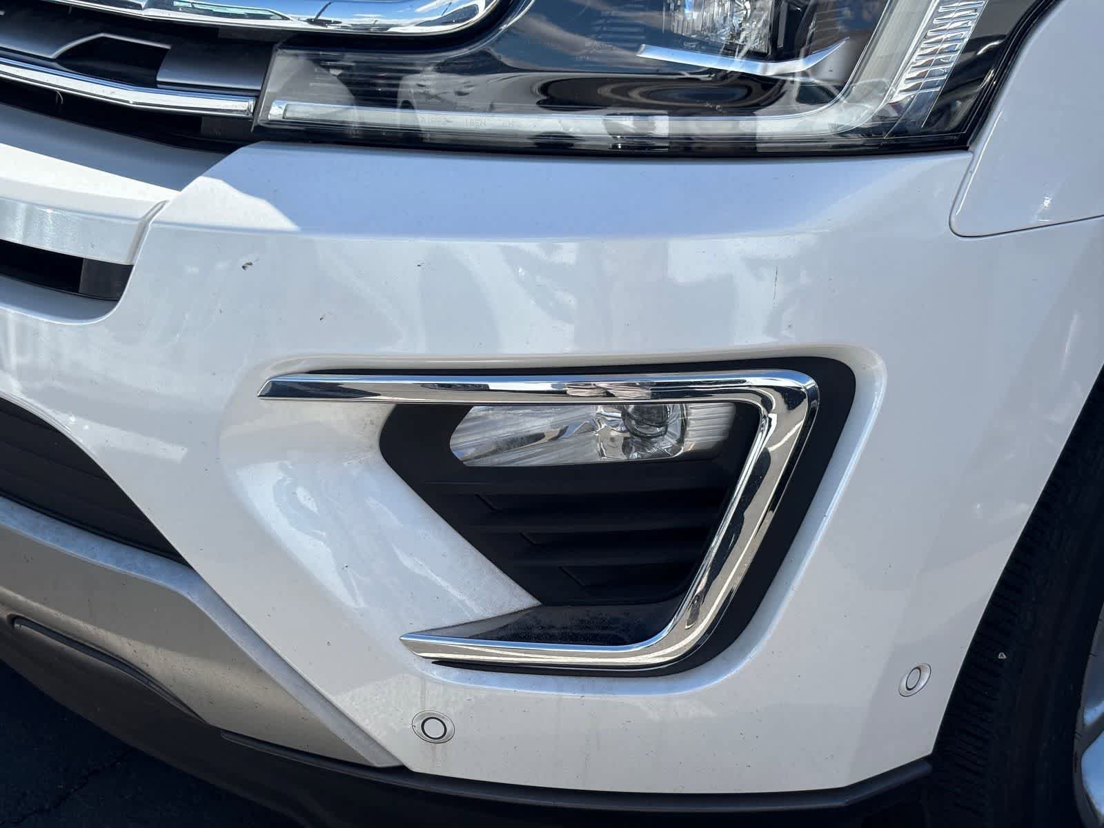 Used 2019 Ford Expedition Limited w/ Equipment Group 302A image 8