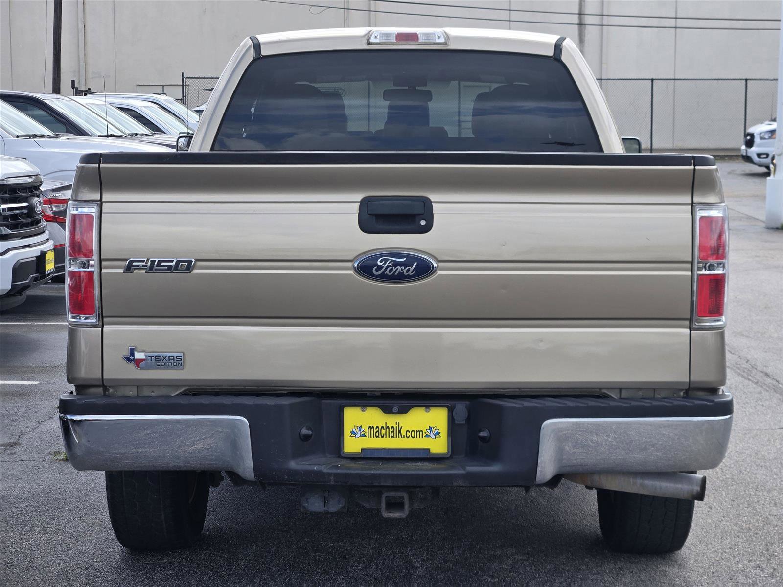 Used 2013 Ford F150 XLT w/ Mid Equipment Group RWD image 7