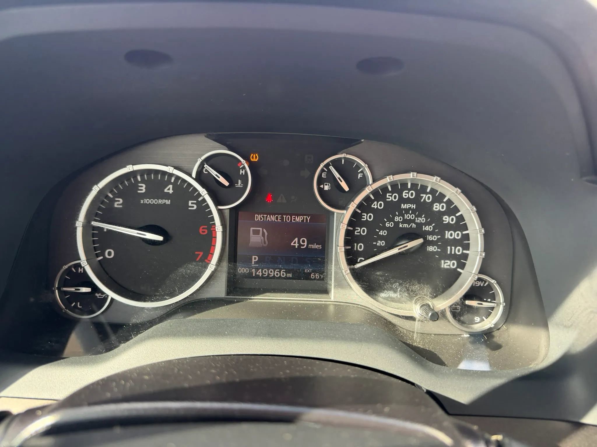 Used 2016 Toyota Tundra SR5 w/ TRD Off Road Package image 4