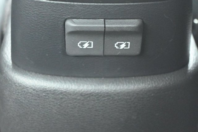 Certified 2025 Nissan Kicks Play S FWD image 13