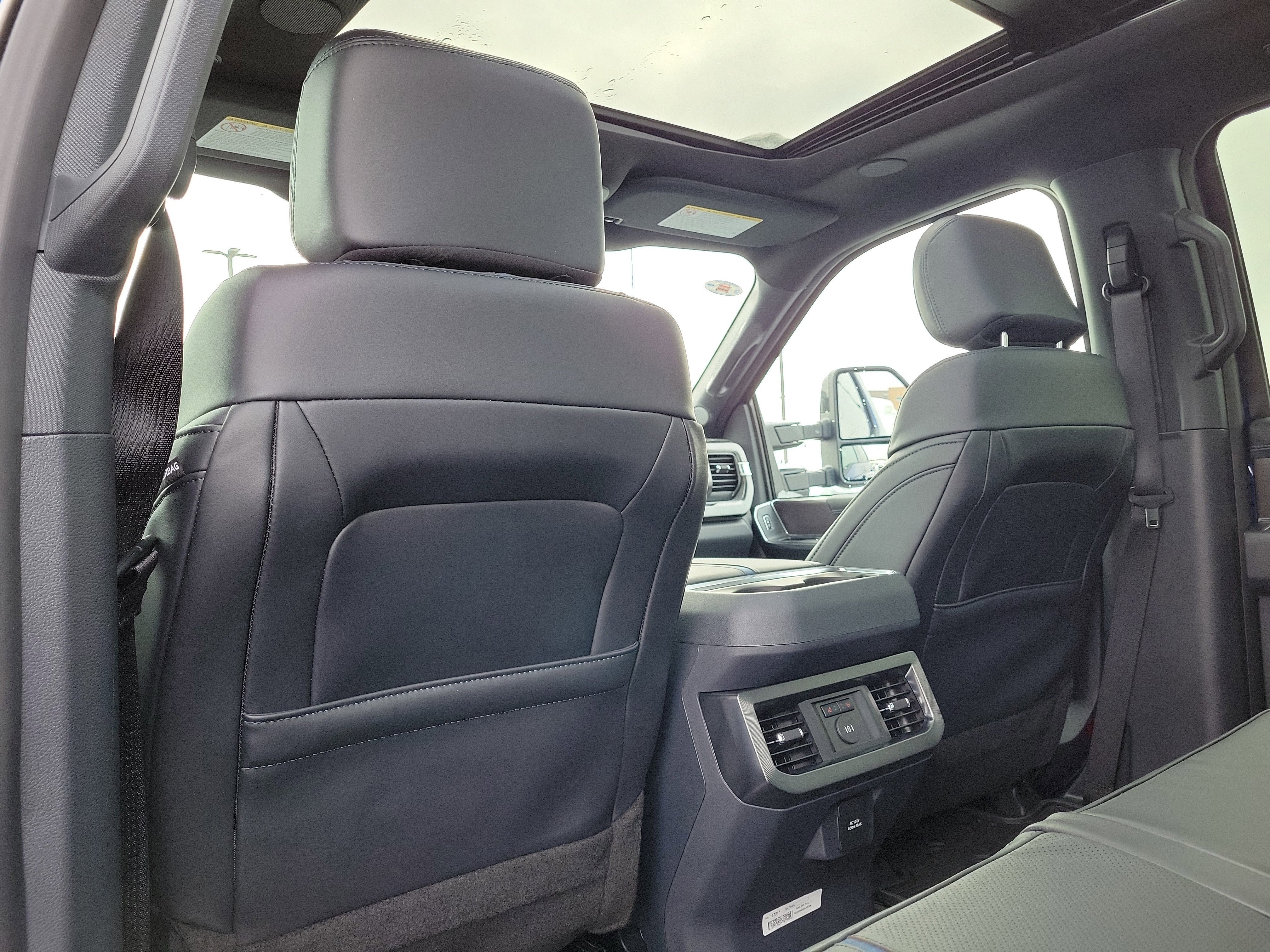 New 2026 Ford F350 Platinum image 12