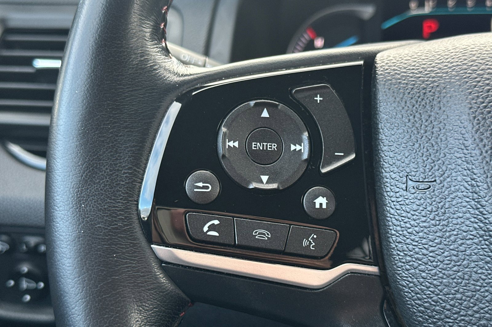 Used 2020 Honda Pilot Black Edition image 35