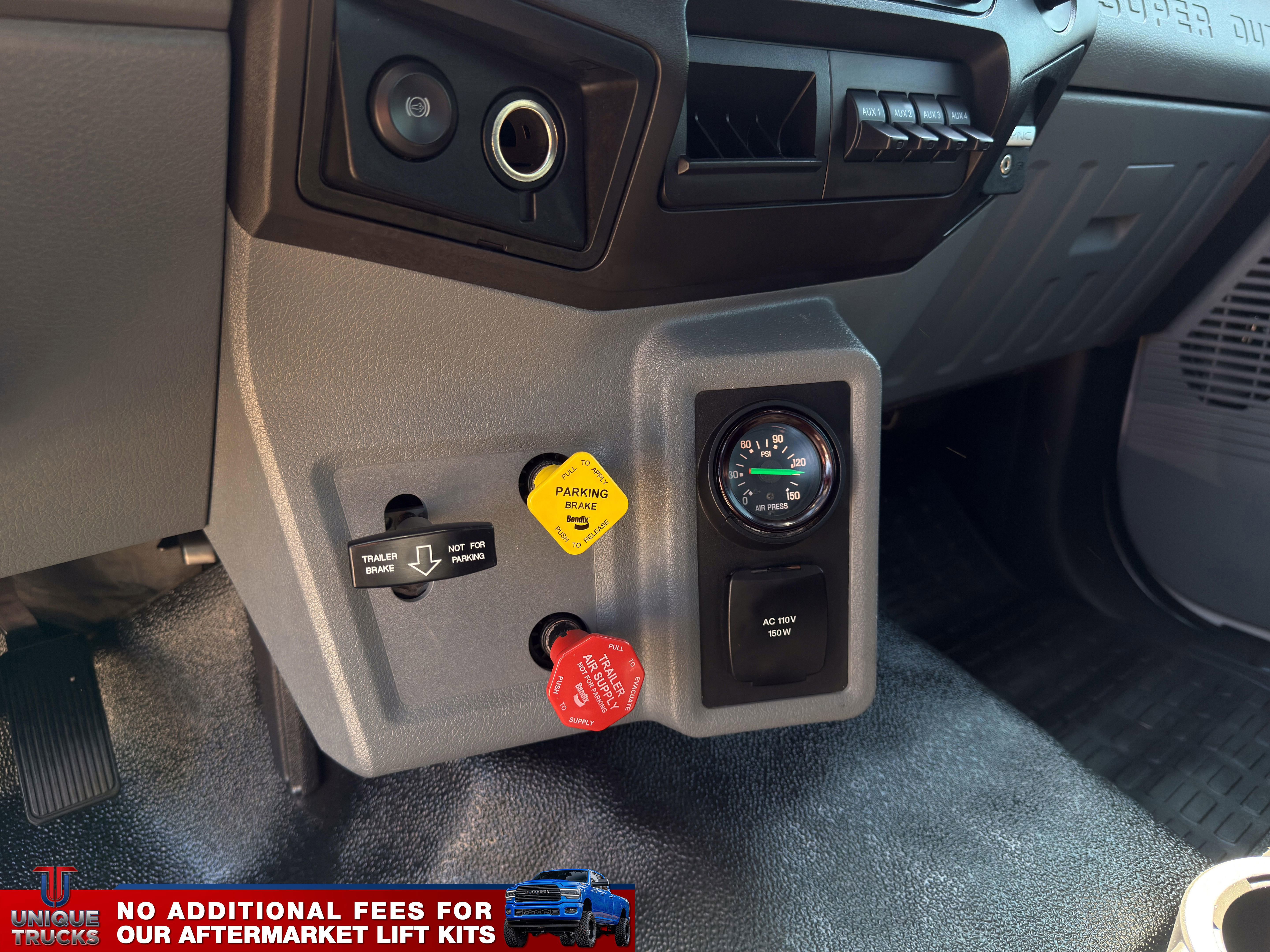 Used 2018 Ford F750 2WD Regular Cab Super Duty image 34