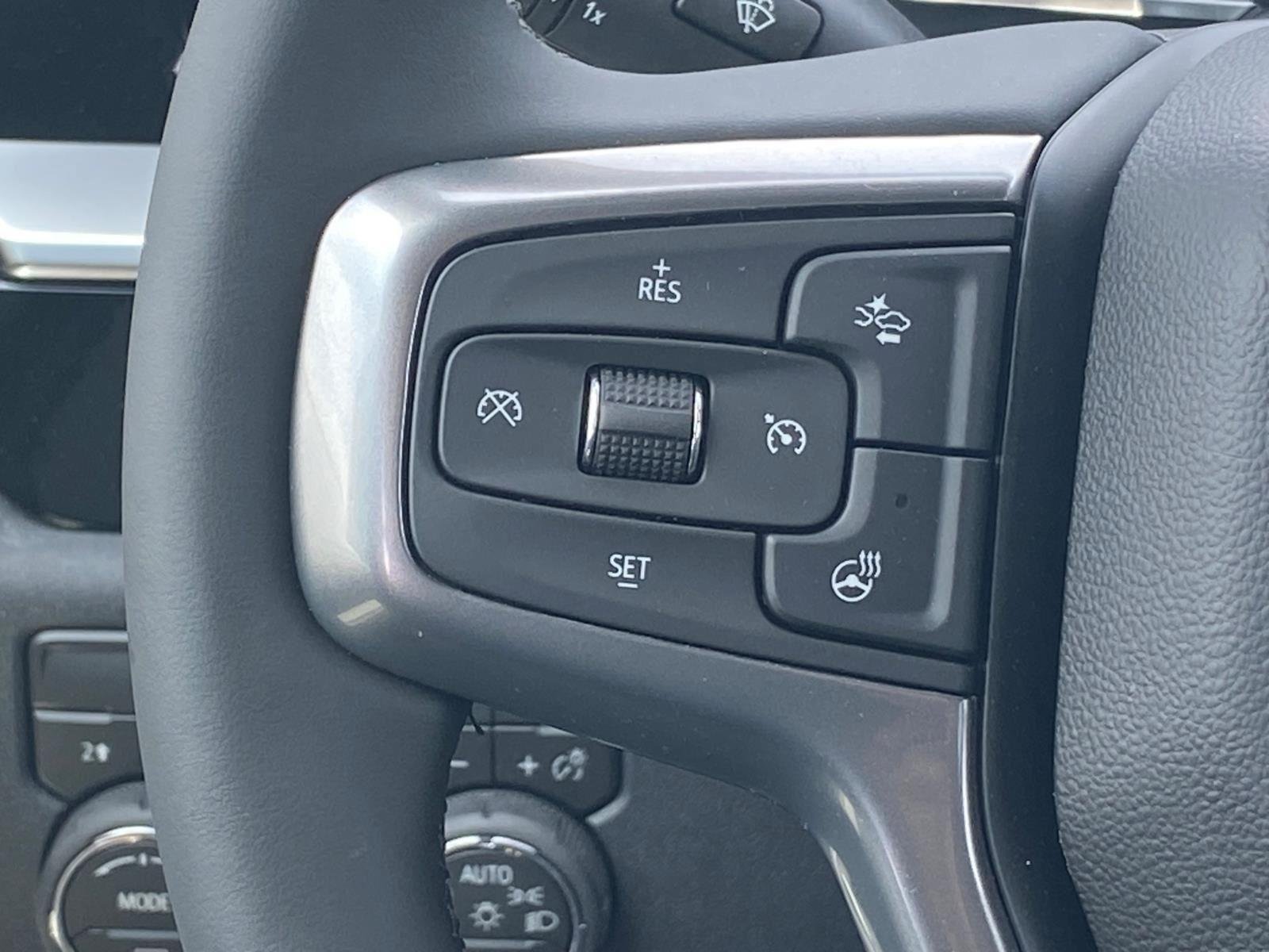 New 2026 Chevrolet Silverado 3500 LT w/ Safety Package AWD/4WD image 9