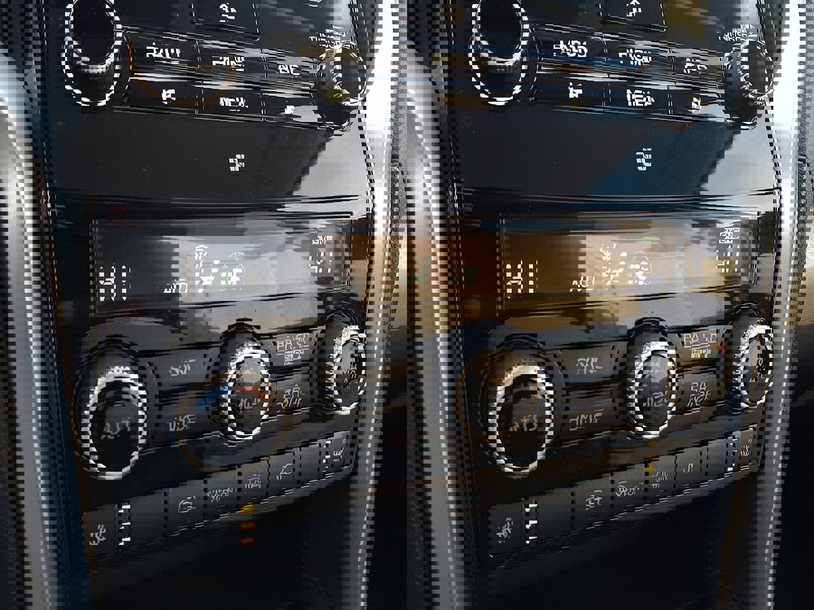 Used 2021 Subaru Ascent Premium w/ Convenience Package image 15