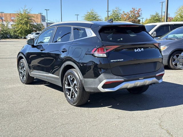 Used 2025 Kia Sportage EX AWD/4WD image 4