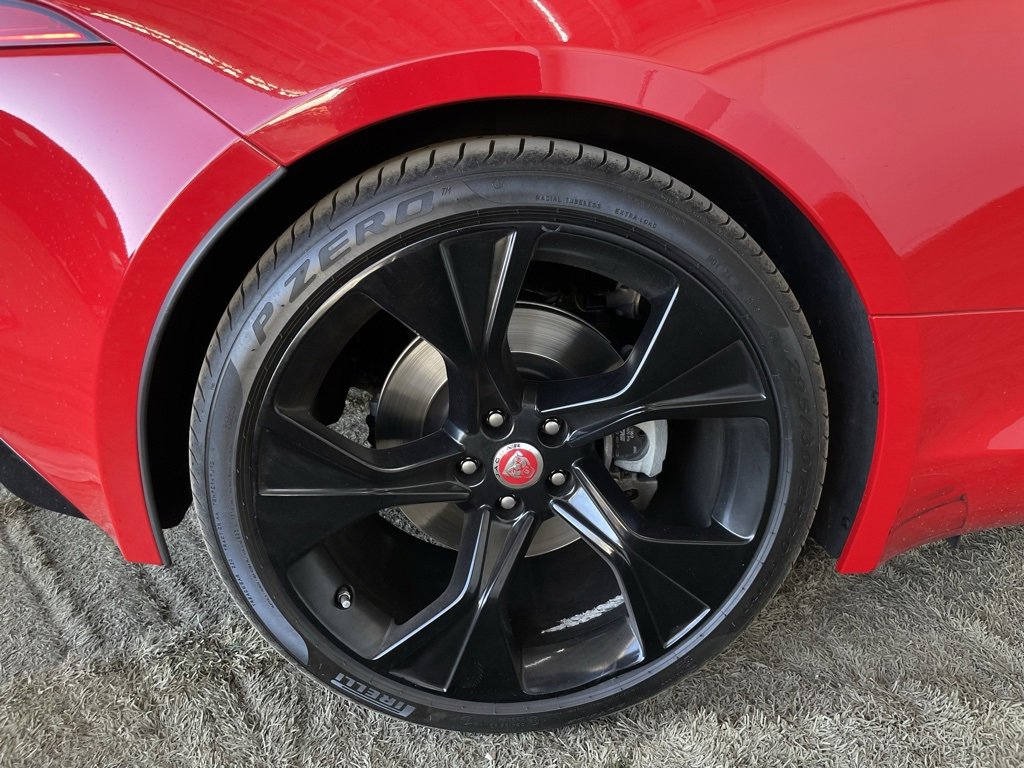 Used 2021 Jaguar F-TYPE P300 image 16