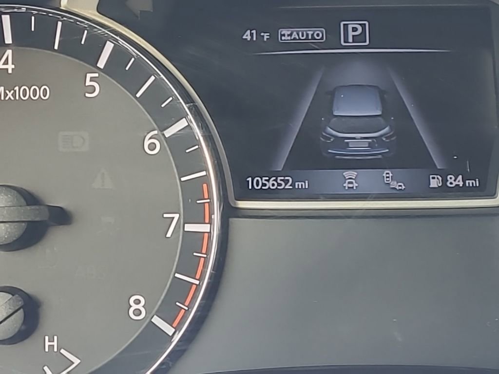 Used 2020 Nissan Pathfinder SV image 17