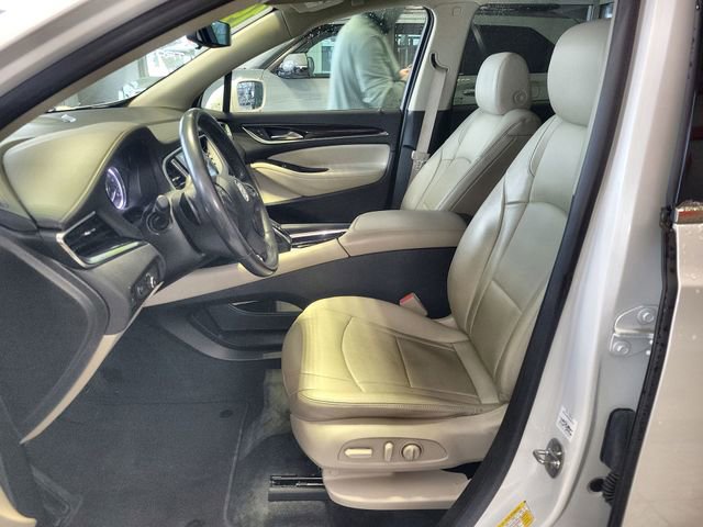 Used 2019 Buick Enclave Essence image 12