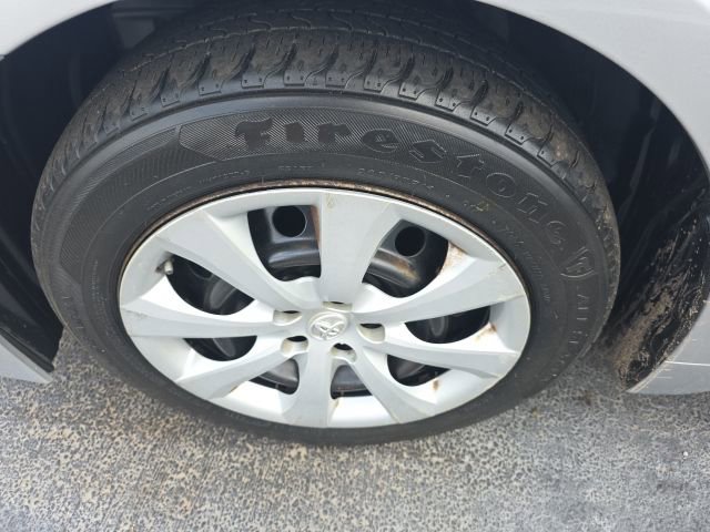 Used 2025 Toyota Corolla XLE image 10