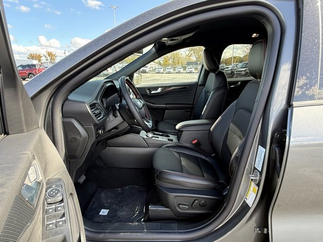 New 2026 Ford Escape ST-Line Select image 13