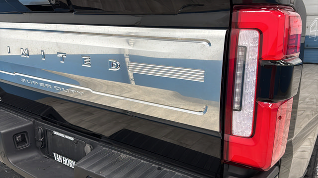 Used 2023 Ford F250 Limited AWD/4WD image 44
