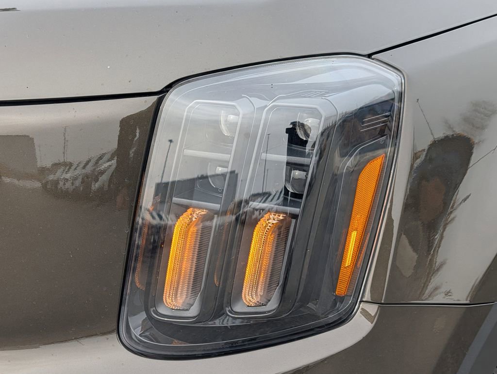 Used 2024 Kia Telluride SX X-Line image 16