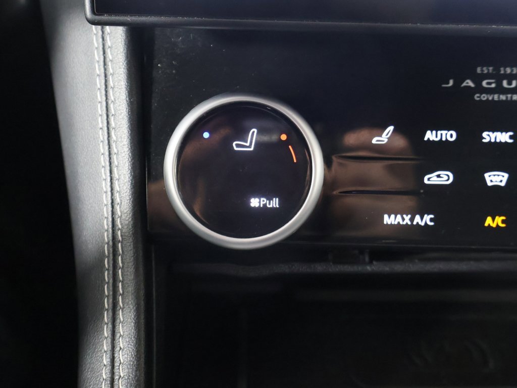 Used 2024 Jaguar F-PACE R-Dynamic S image 55