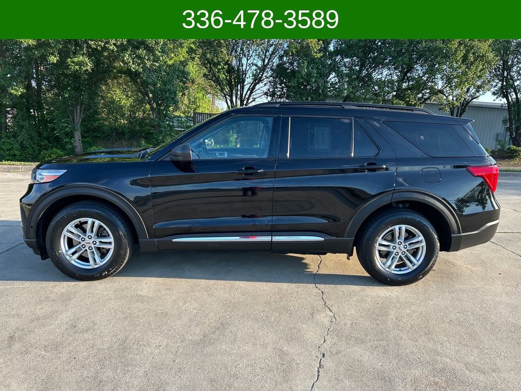 Used 2020 Ford Explorer XLT w/ Equipment Group 202A image 2