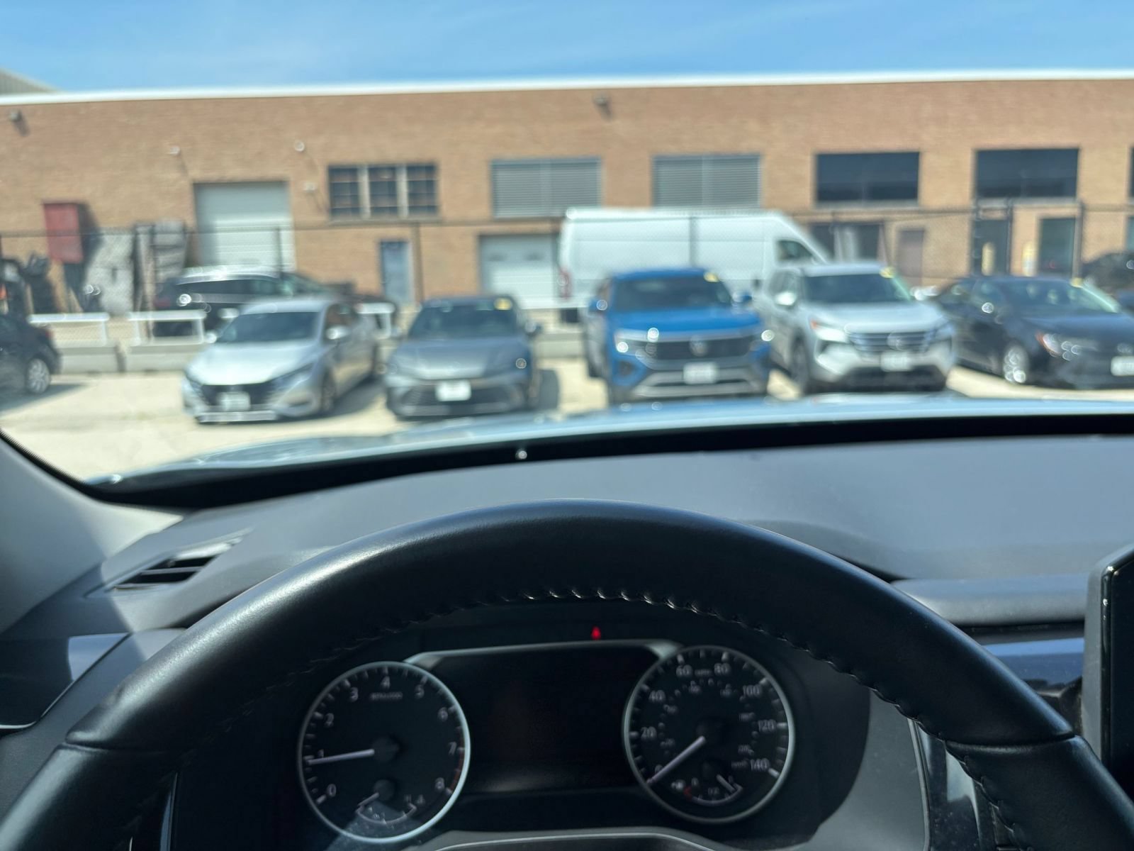 Used 2025 Nissan Pathfinder SV AWD/4WD image 35
