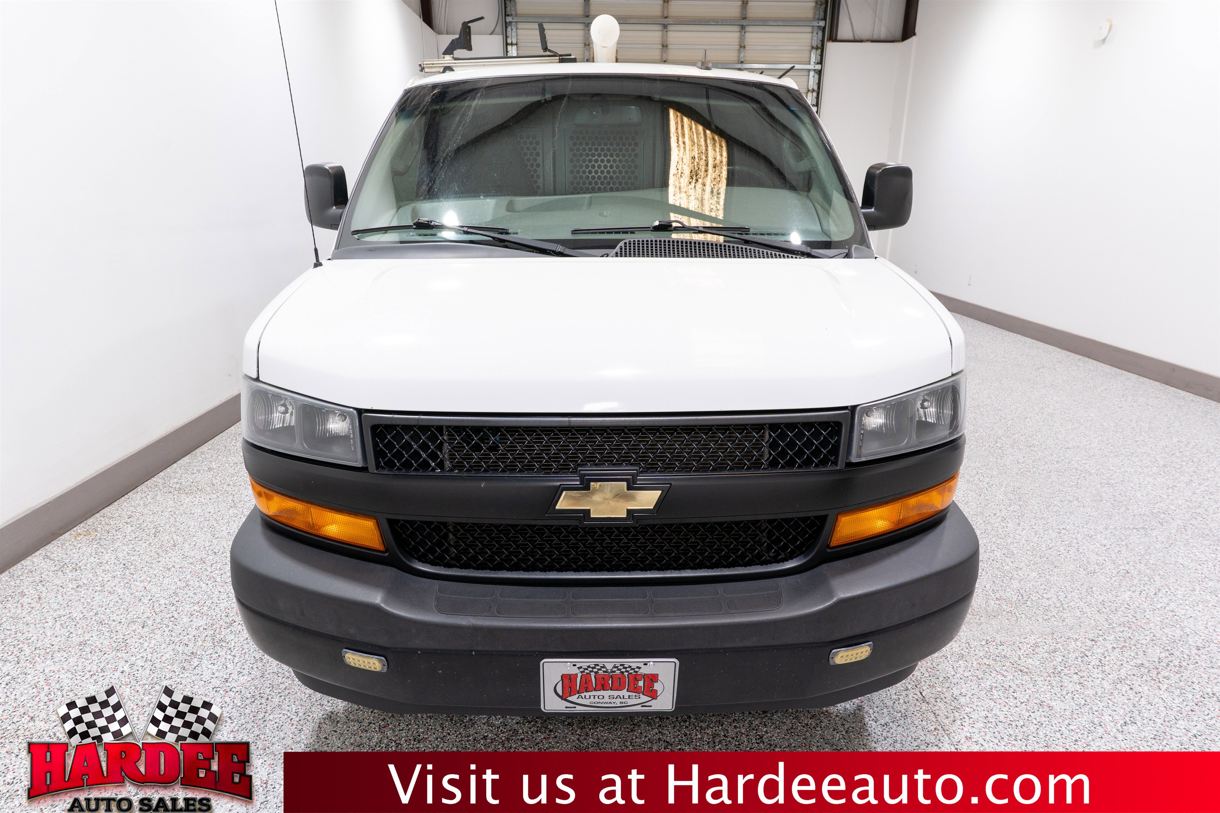 Used 2020 Chevrolet Express 2500 w/ Driver Convenience Package RWD image 7