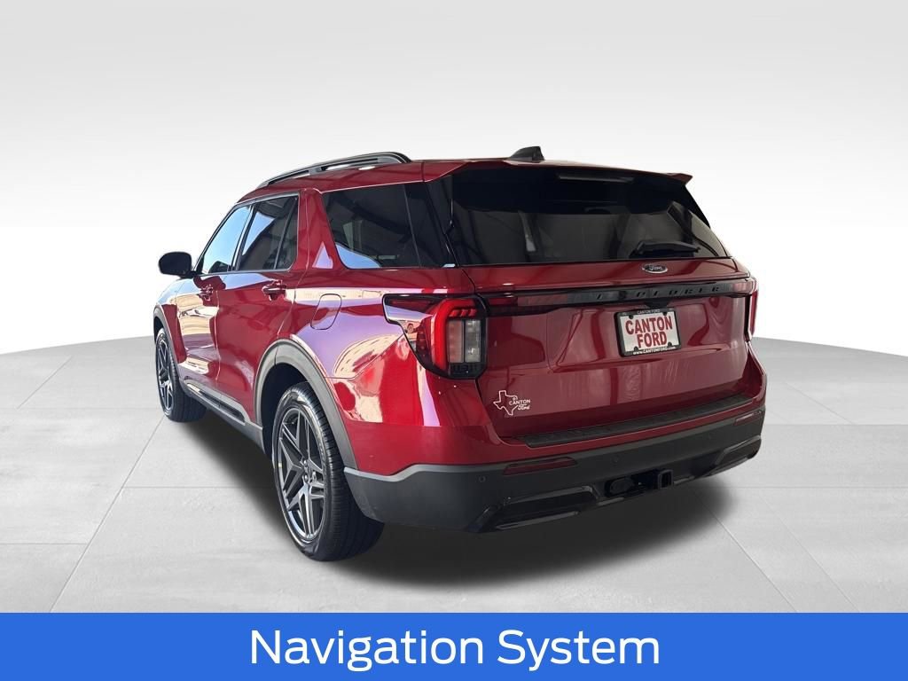 New 2026 Ford Explorer ST-Line w/ ST-Line Street Pack RWD image 3