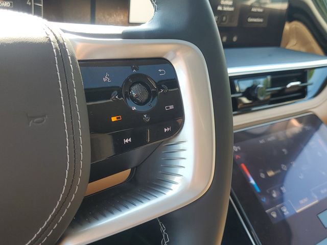 Used 2025 INFINITI QX80 Sensory AWD/4WD image 21