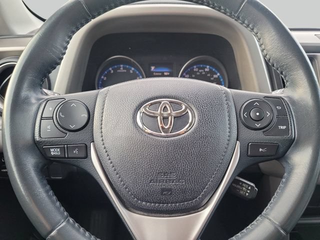 Used 2018 Toyota RAV4 XLE FWD image 21
