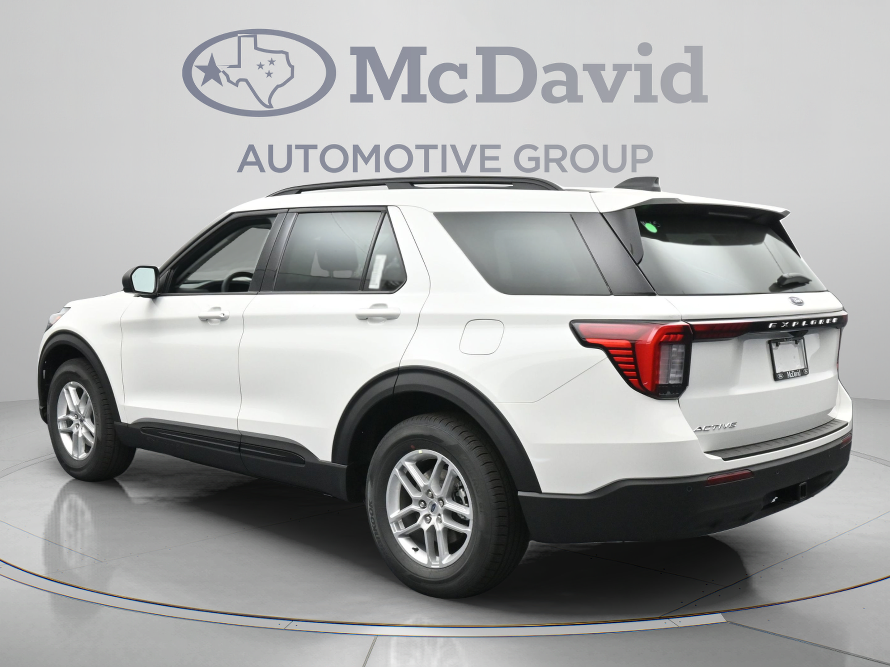New 2026 Ford Explorer Active RWD image 6