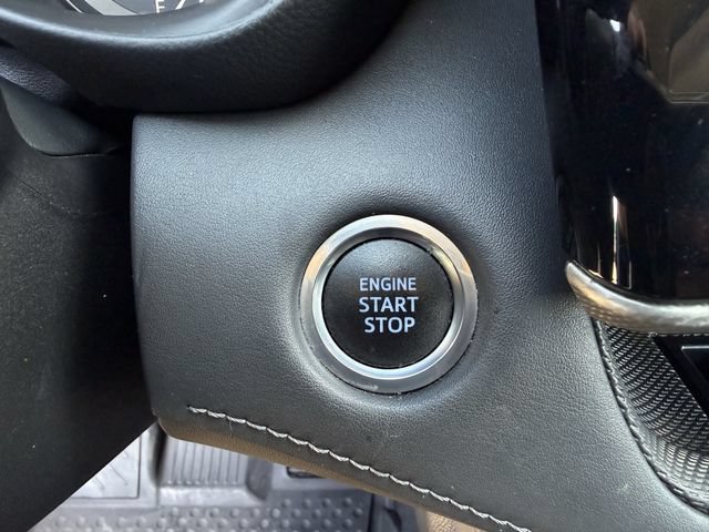 Used 2021 Toyota Highlander Platinum AWD/4WD image 24