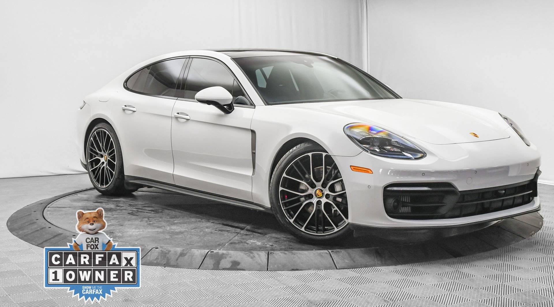 Used 2022 Porsche Panamera Platinum Edition