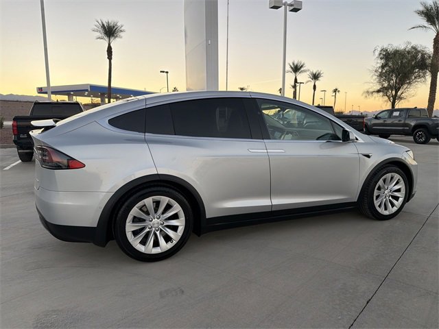 Used 2017 Tesla Model X 100D image 4