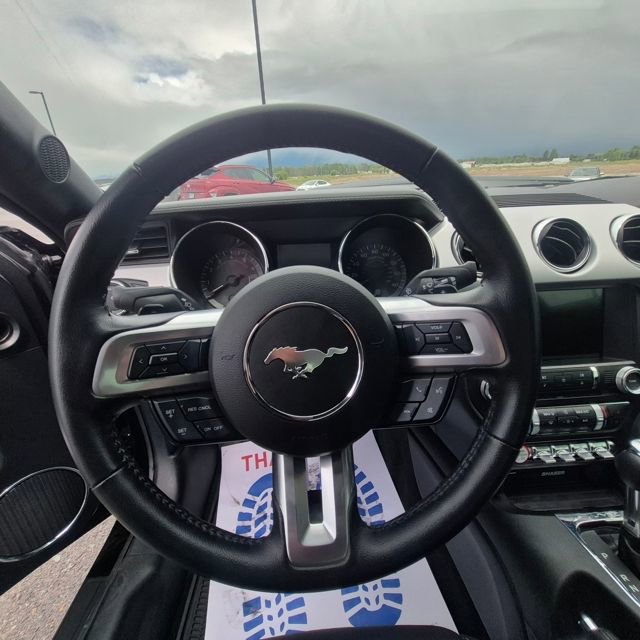 Used 2016 Ford Mustang GT Premium w/ Equipment Group 401A RWD image 17