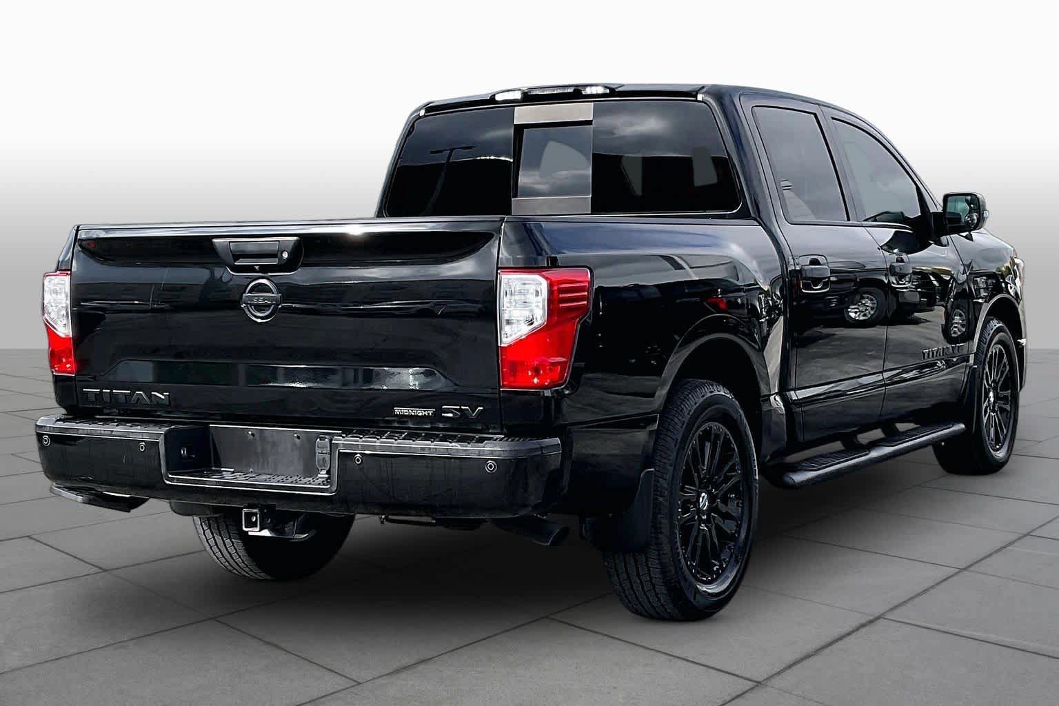 Used 2019 Nissan Titan SV w/ SV Convenience Package RWD image 13