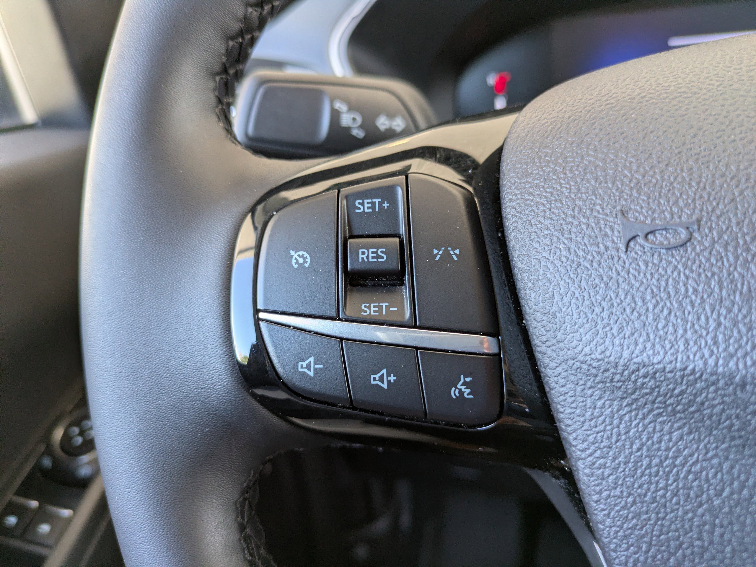 Certified 2023 Ford Escape Active AWD/4WD image 22