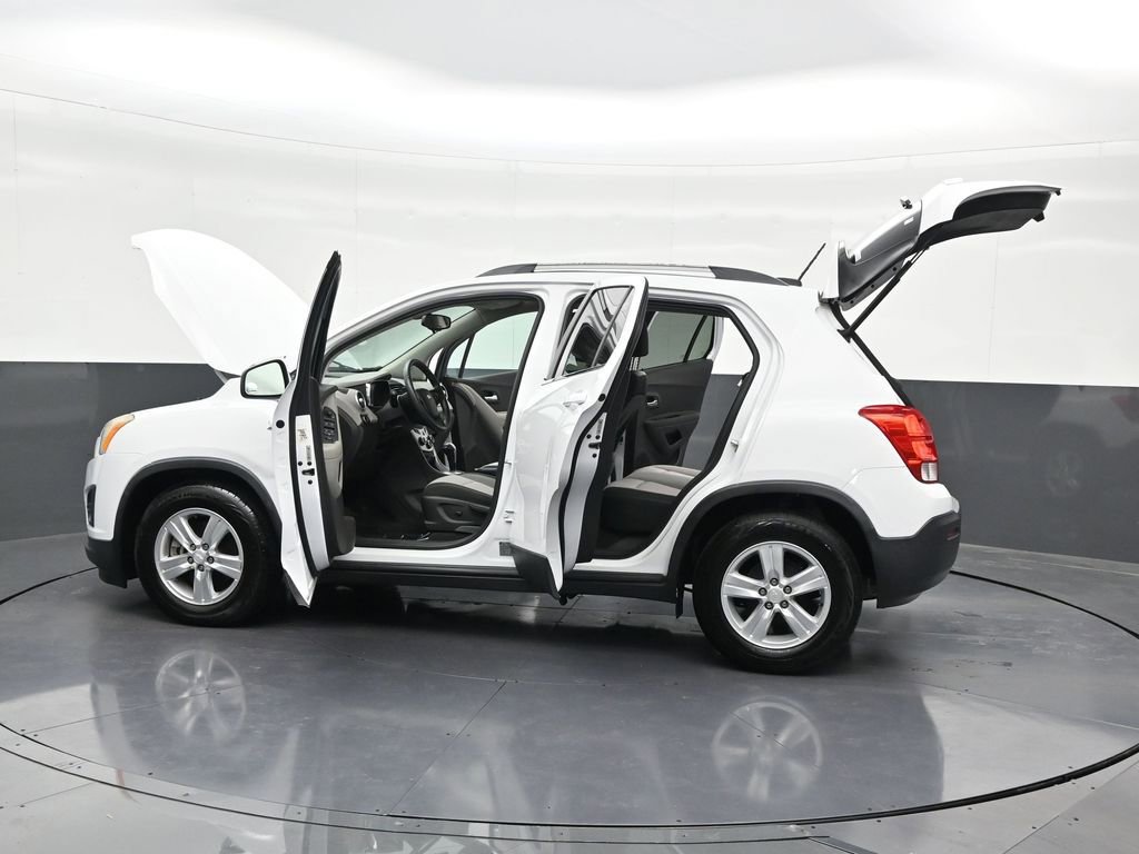 Used 2016 Chevrolet Trax LT FWD image 35